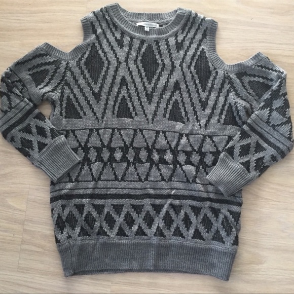 Rebecca Minkoff Grey Cold Shoulder Cut Out Page Sweater $168 NWOT - Picture 5 of 8